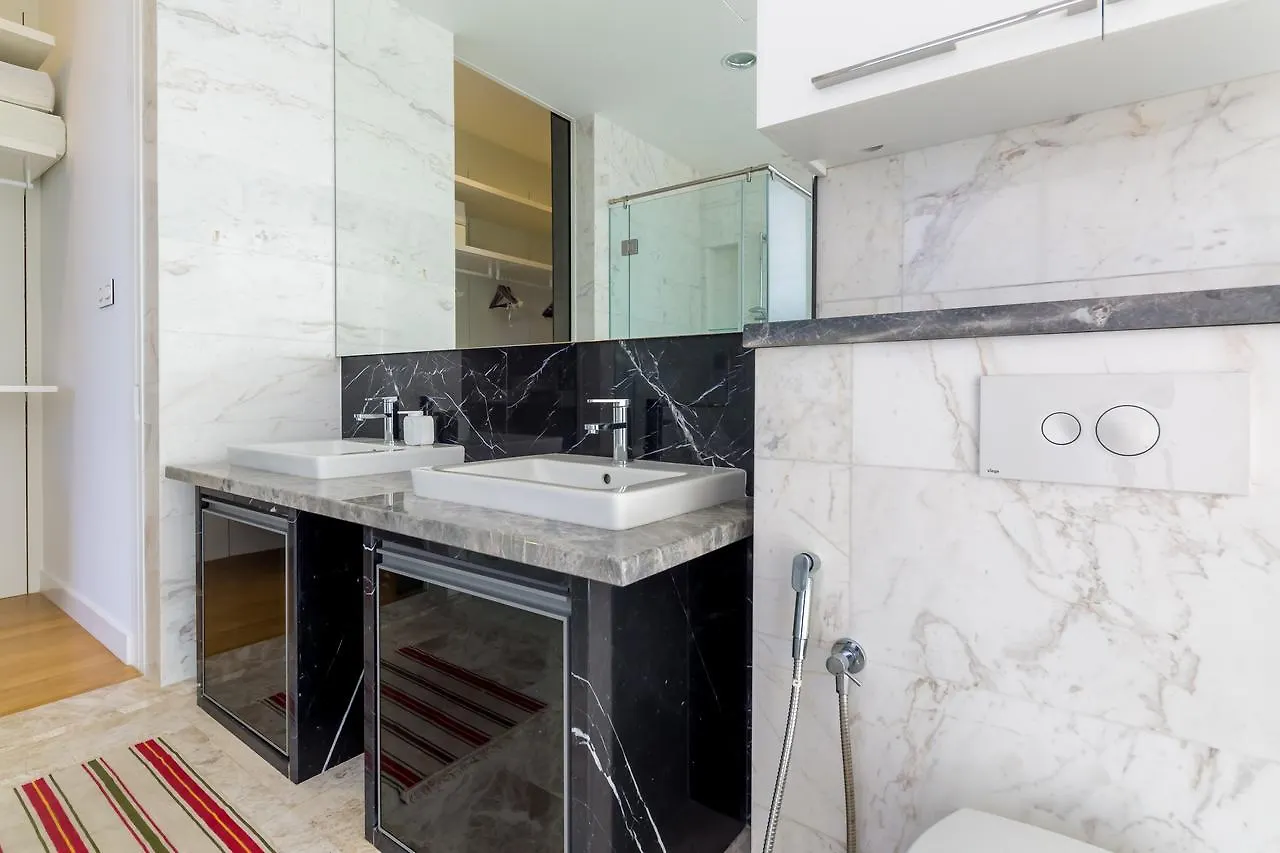 Apartment Best Swimming Pool @ The Platinum Suite Kuala Lumpur